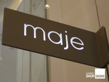 maje projection sign